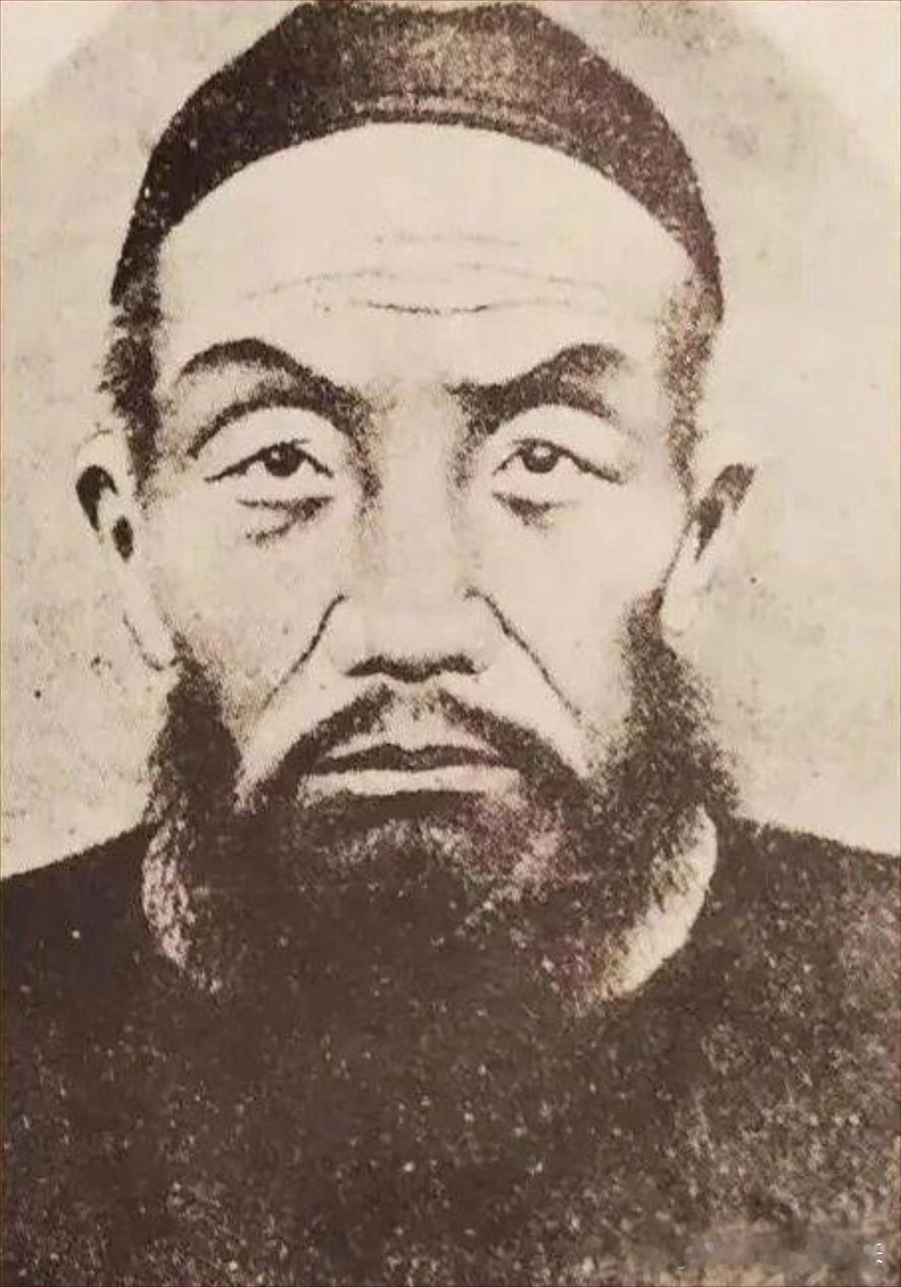 曾国藩在我们大多数人的历史记忆里他就是一位清末大臣。他主要的功绩就是镇压太平天国