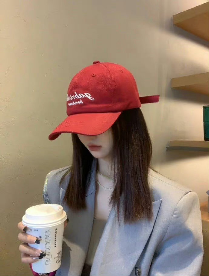 沟通真的太重要了，再亲密的人也无法做到无时无刻的心领神会。所以千万不要自以为是的