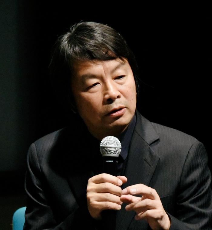 一语惊人！“北大才子”刘震云直言：不读红楼梦，不知道上流社会有多渣；不读金瓶梅，