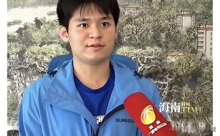 一跃登上球台引全网热议！21岁国乒少年一席话，读懂背后滚烫初心
 
决胜分落定，