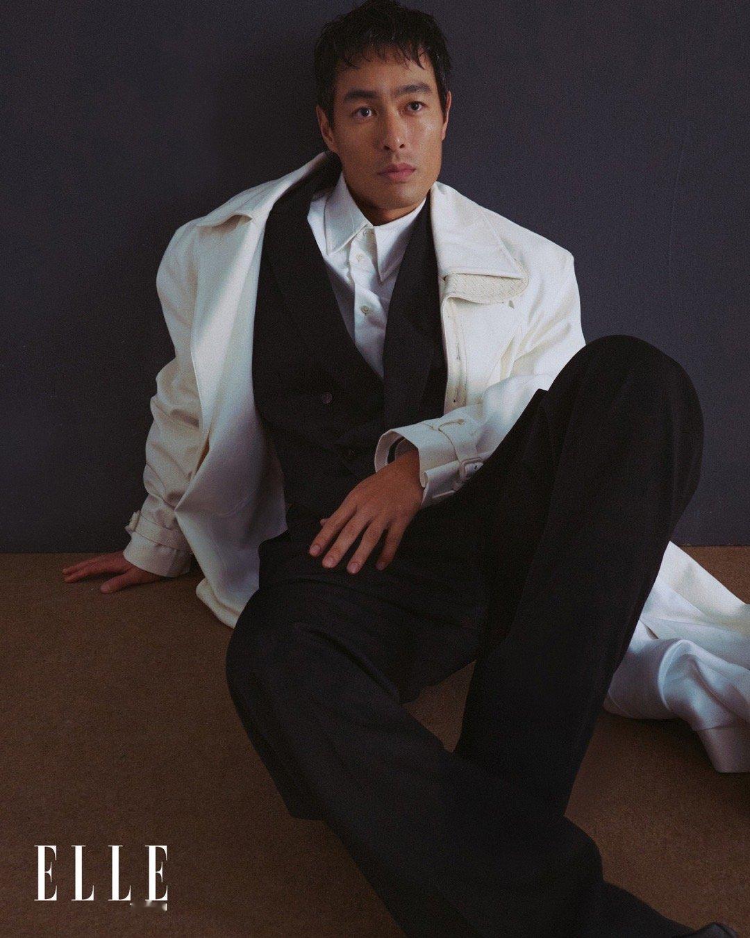 与太太Melinda合体登封《ELLE》TAIWAN！编织系穿搭诠释松弛质感，焦