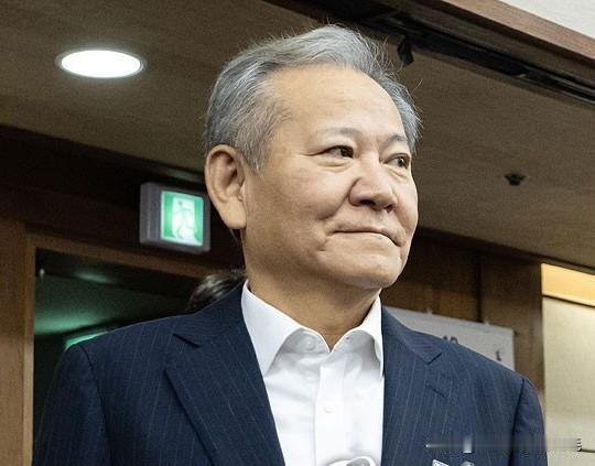 2月24日，韩国前行政安全部长李祥敏二审划归内乱专属合议庭，与尹锡悦相关案件同庭