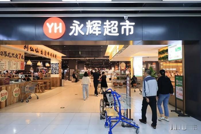 零售巨头正面刚！永辉公开信炮轰“二选一”，垄断博弈波及每个消费者
 
零售圈炸锅