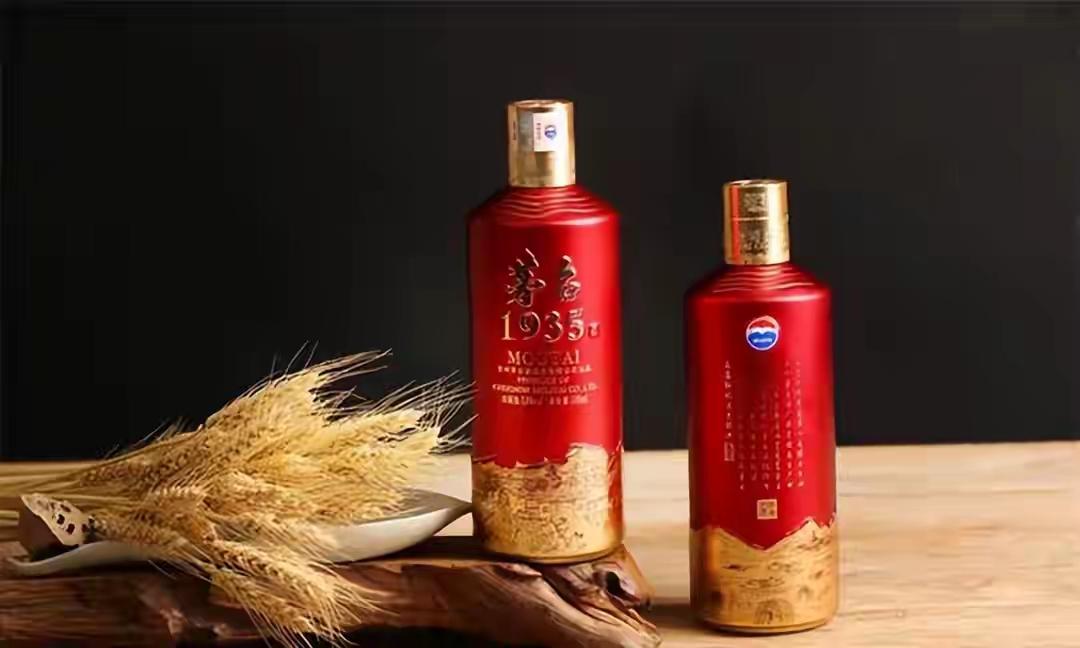 从结婚用酒看到了贫富分化，已经越加严重。
本地区大体情况是，前几年一般做企业的老