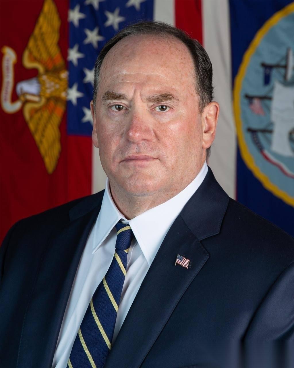 封锁霍尔木兹海峡的关键档口，美国海军部长费伦辞职
4月22日，美国五角大楼表示，