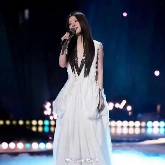 单依纯承担全额版权使用费及赔偿那首歌还是不要唱了吧，真的有点难听啊