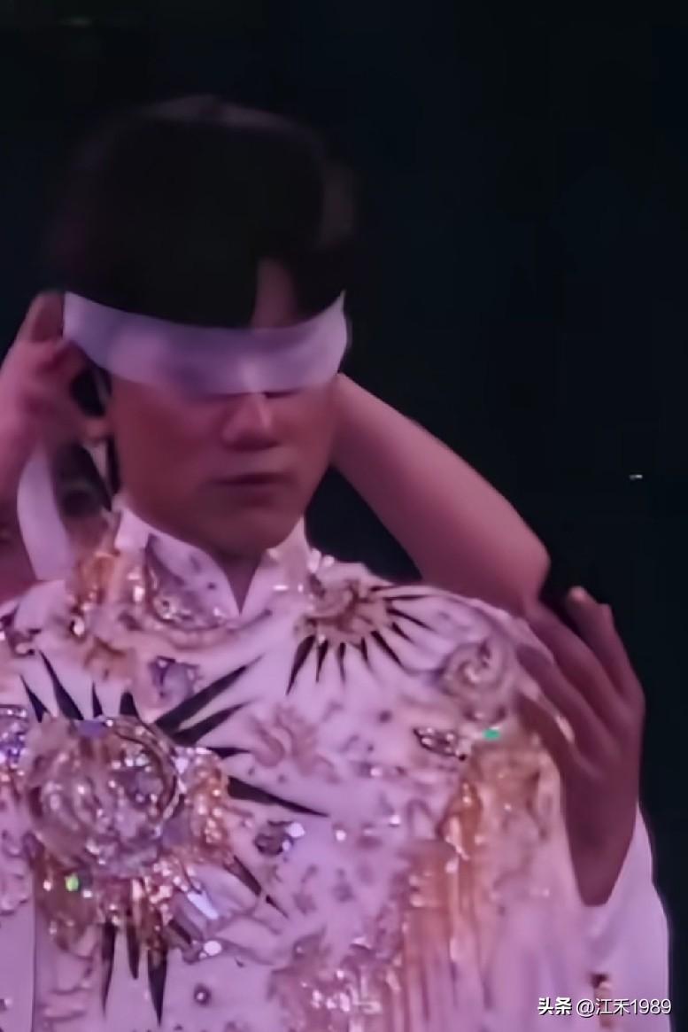 张杰终于印证了那句话！没有对比，就没有伤害！张凌赫VS张杰！
