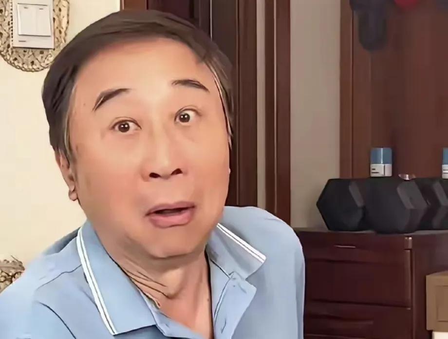 冯巩的作品越来越没新意了，喜剧还是要多突破，不能只靠情怀撑着

最近看冯巩老师的