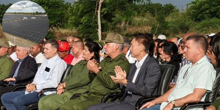 美国以为掐断石油，就能把古巴困死在黑暗里。
结果中国直接用太阳能，给古巴换了一颗