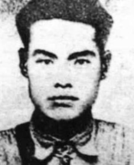 弃陆大深造奔赴中条死战，毒气阵前振臂嘶吼有敌无我，黄埔五期儒将陈文杞以血肉筑牢黄