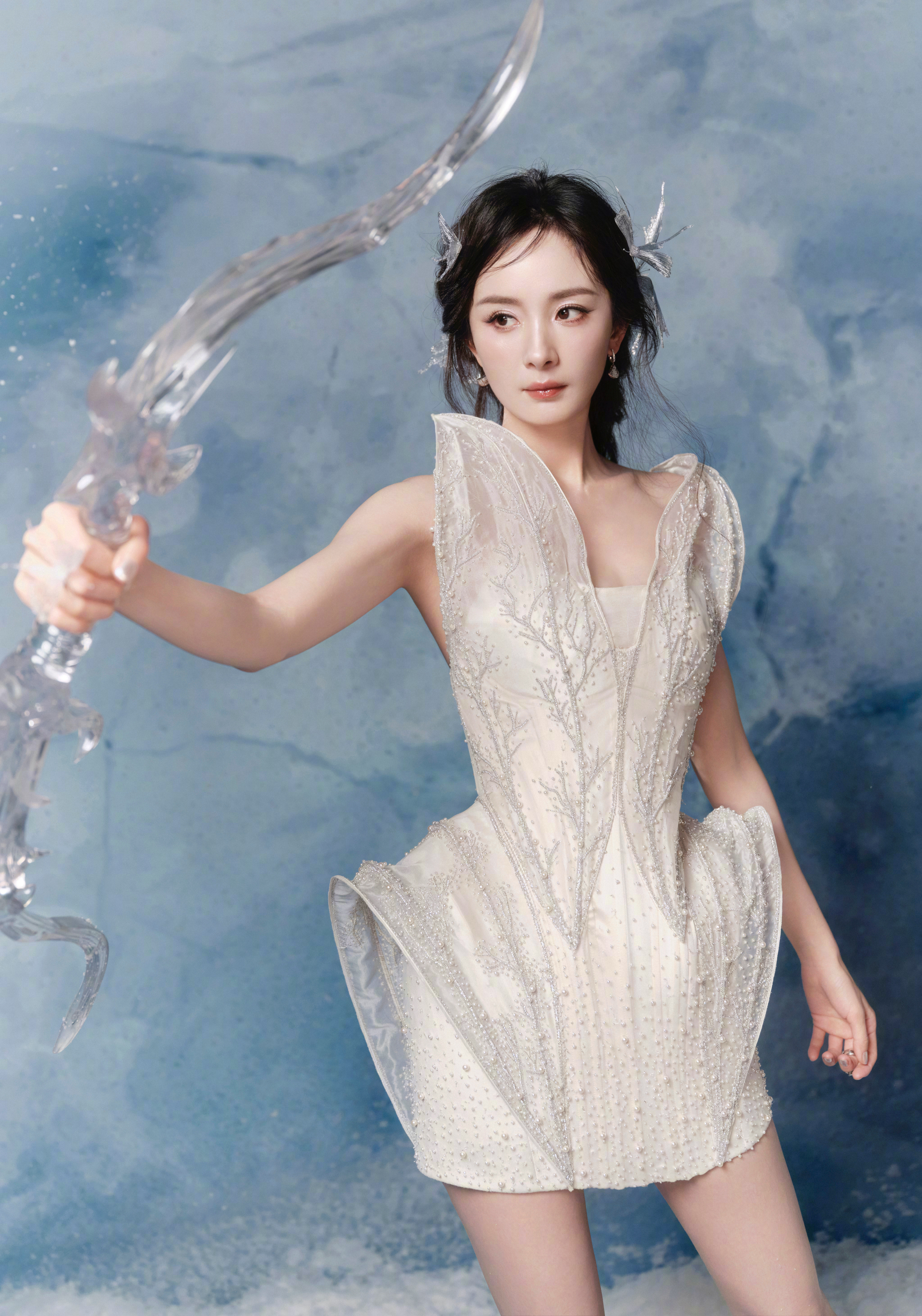 杨幂 × 2025王者荣耀共创之夜造型大片，in Rahul Mishra 20