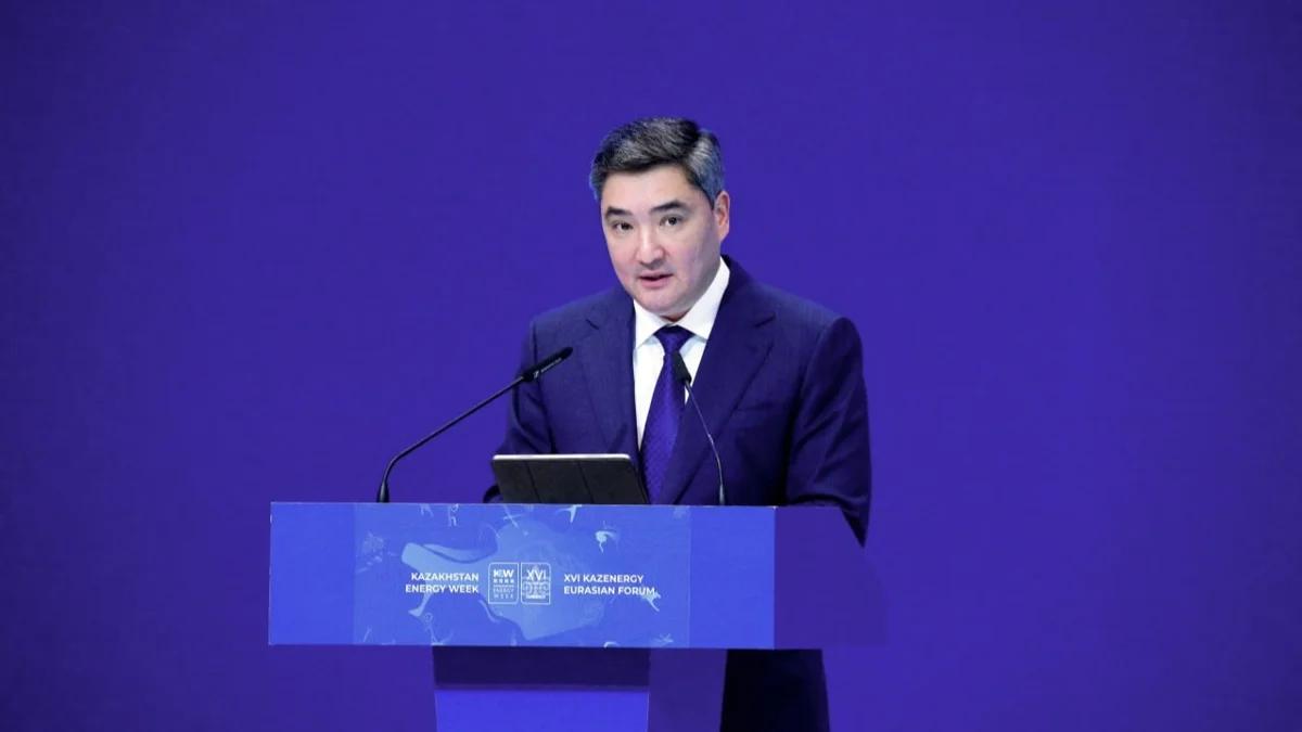 世界新城、新首都热：哈总理别克帖诺夫：阿拉套市不可能直接隶属于政府

哈萨克国际