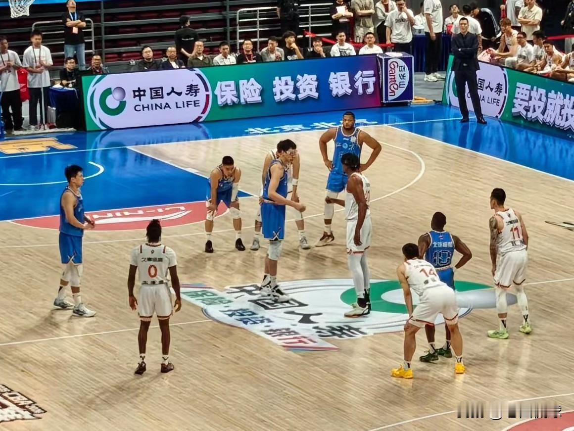 北京北汽输掉天王山之战…哎，半场落后20分，最后用一套潜力赛阵容赢回了一些尊重，