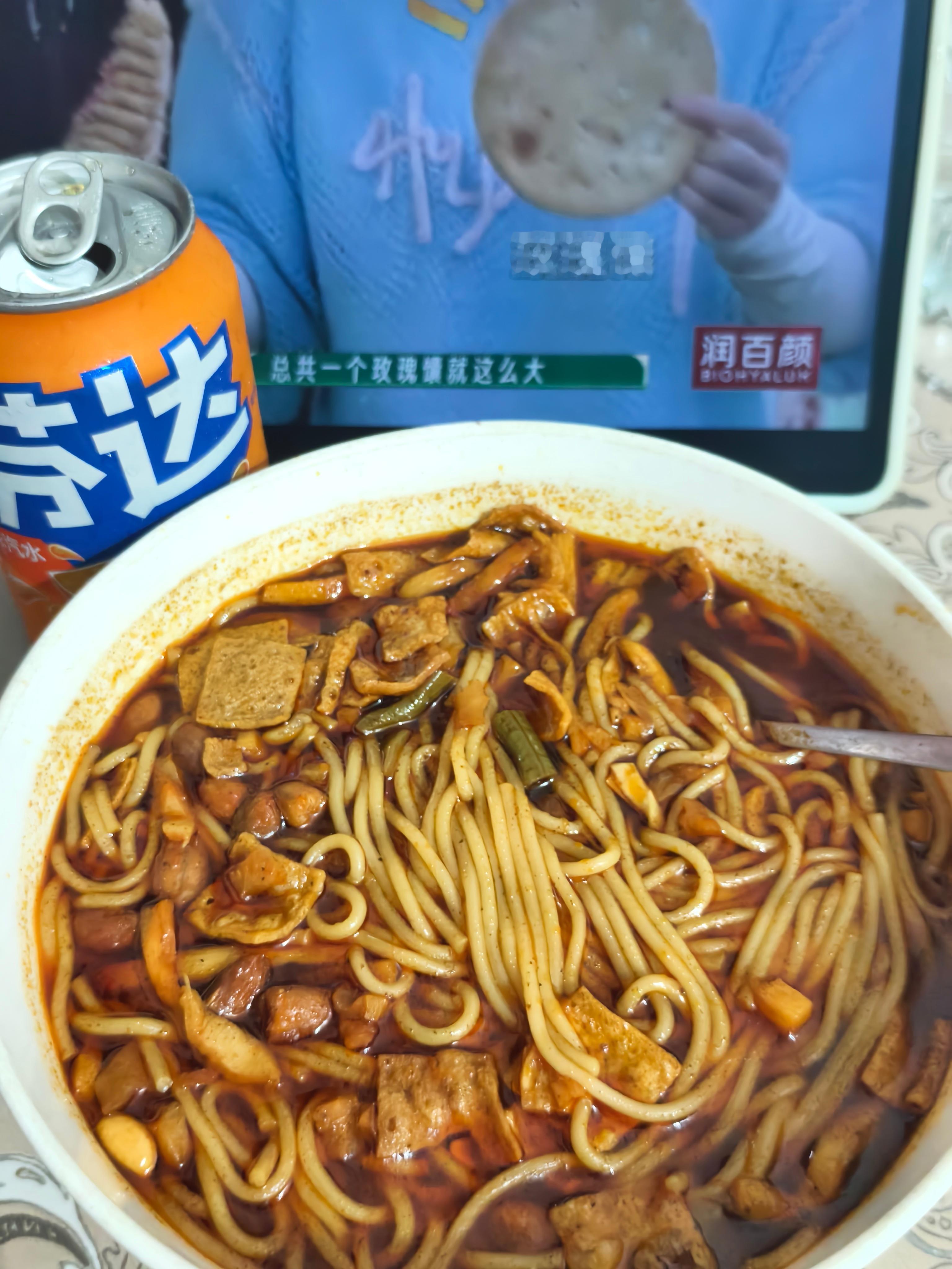 螺蛳粉简直是这世界上最好吃的东西 