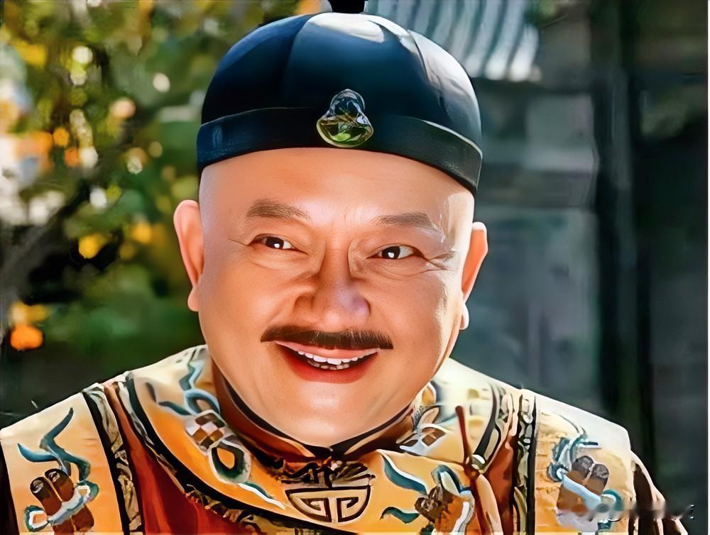 把和珅研究明白了，你整个人就通透了。

为啥研究这个大贪官啊？

有一说一，因为