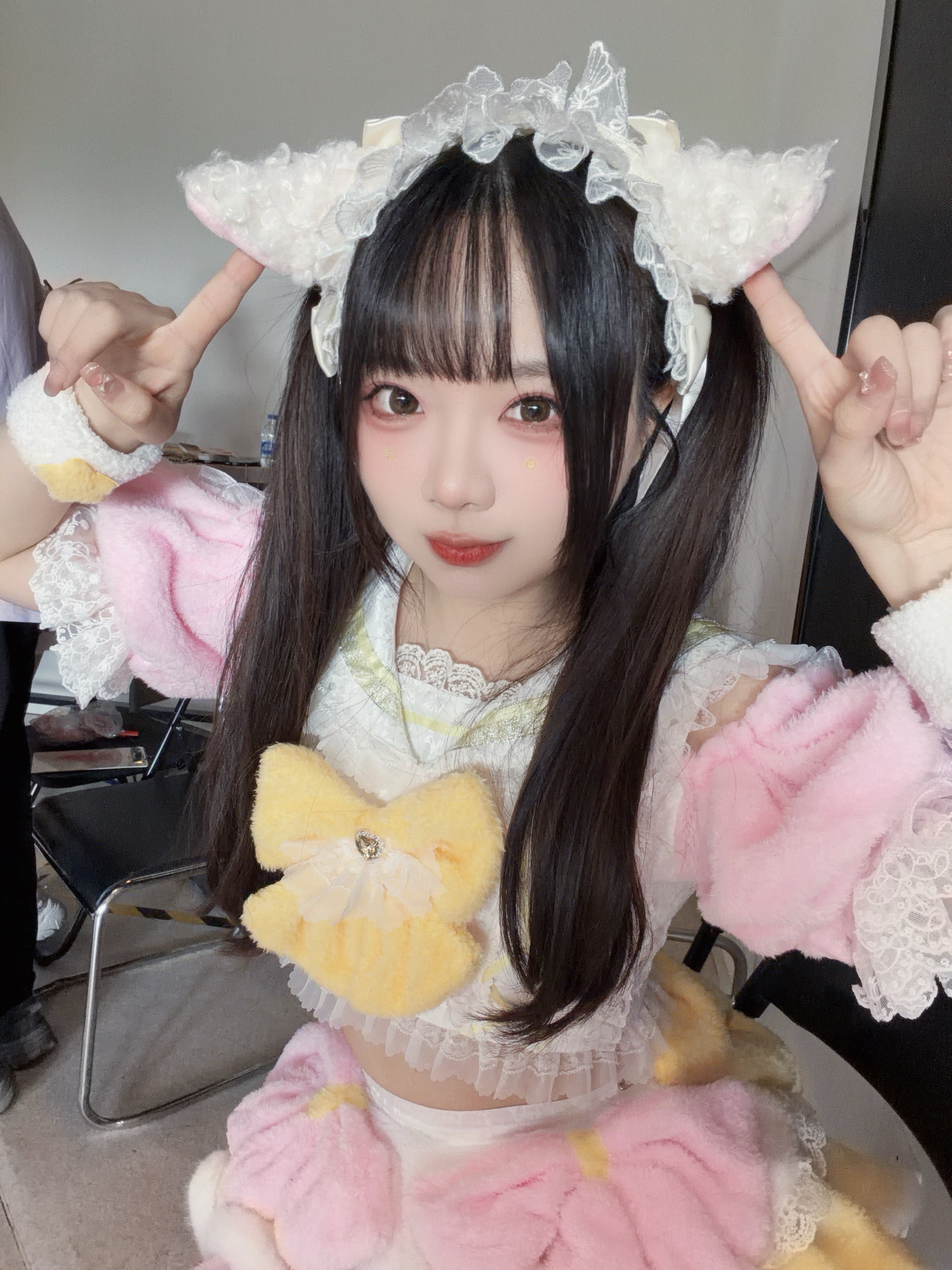 一周年！💓穿了遥遥做的新衣服 变成小羊了喜欢喜欢💕好想大家 终于见到大家了很