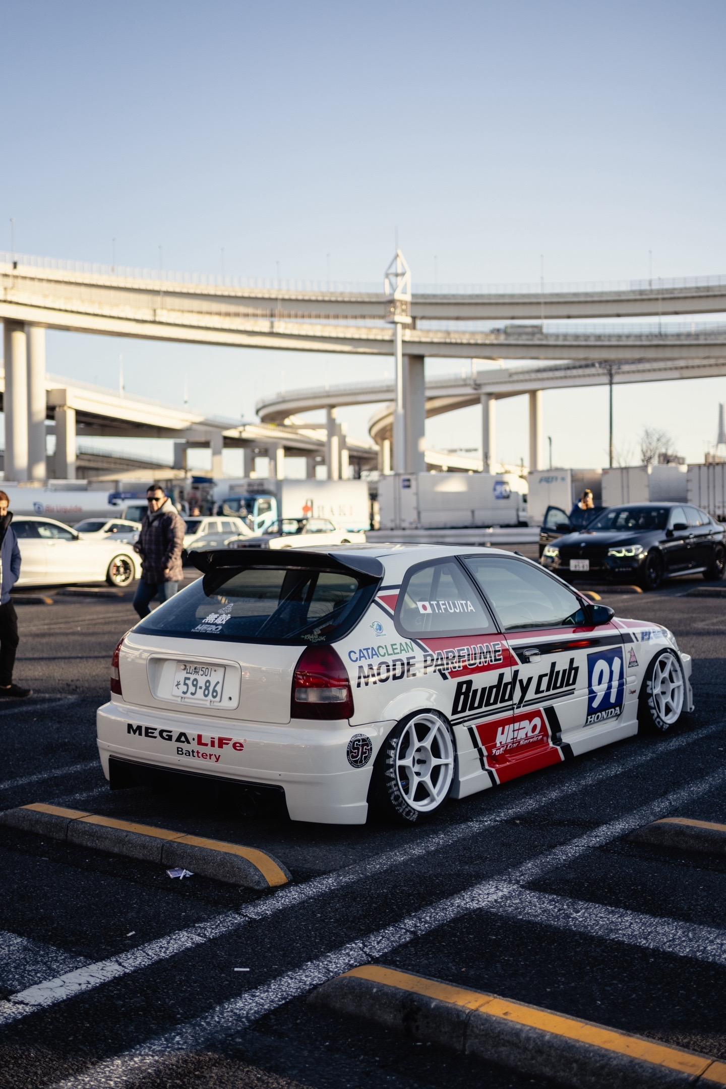 BuddyClub EK9.BuddyClub Japan厂车，拉花太赞了！整车几乎拆空。
相当标杆的本田车！