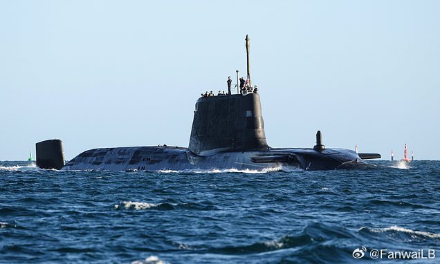 英媒称，斯塔默派了一艘机敏级盒潜艇安森号去阿拉伯海，配备了战斧，随时可以对卫队进