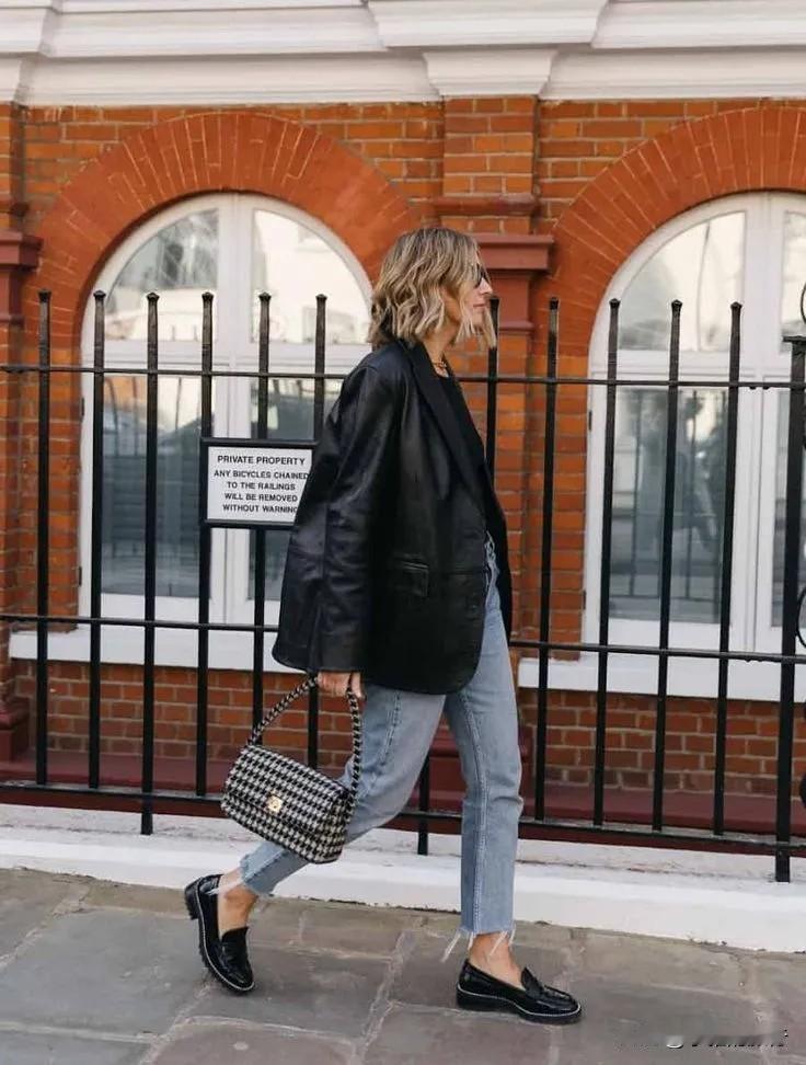 美搭社:跟着博主学穿搭