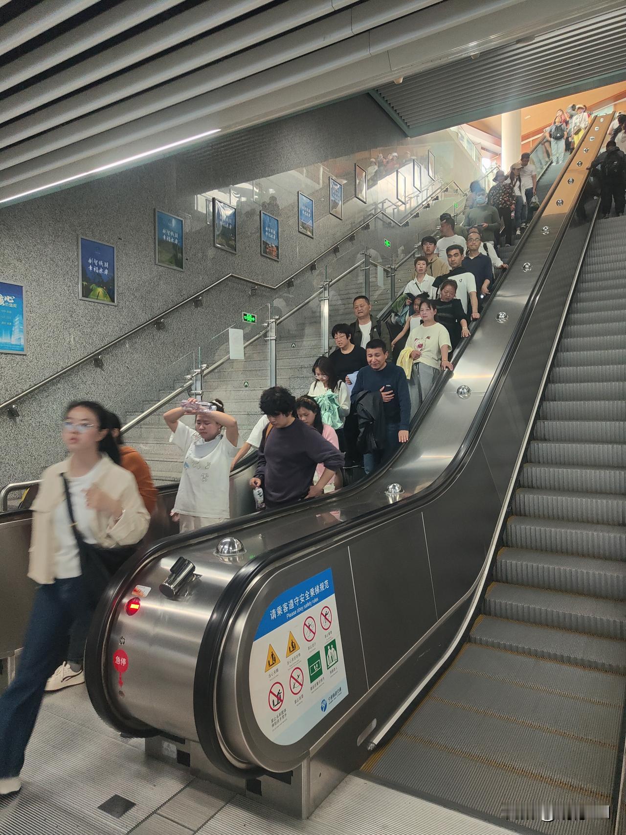 五一劳动节来临，宁波市民，福光满满。[赞][赞][赞][呲牙][呲牙][呲牙]