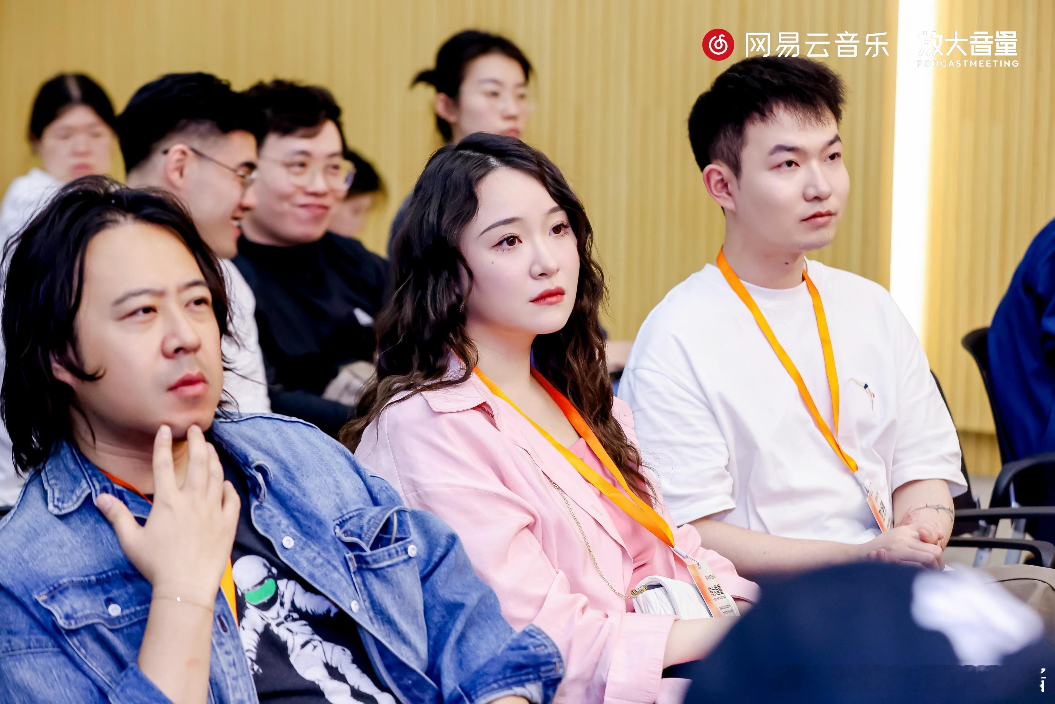 凹凸姐妹花勇闯网易云音乐 ​​​