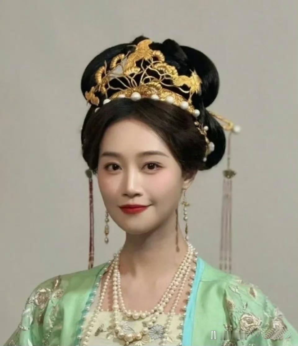 如果浣碧是被当做二小姐养，大概就是这样的吧 ​​​