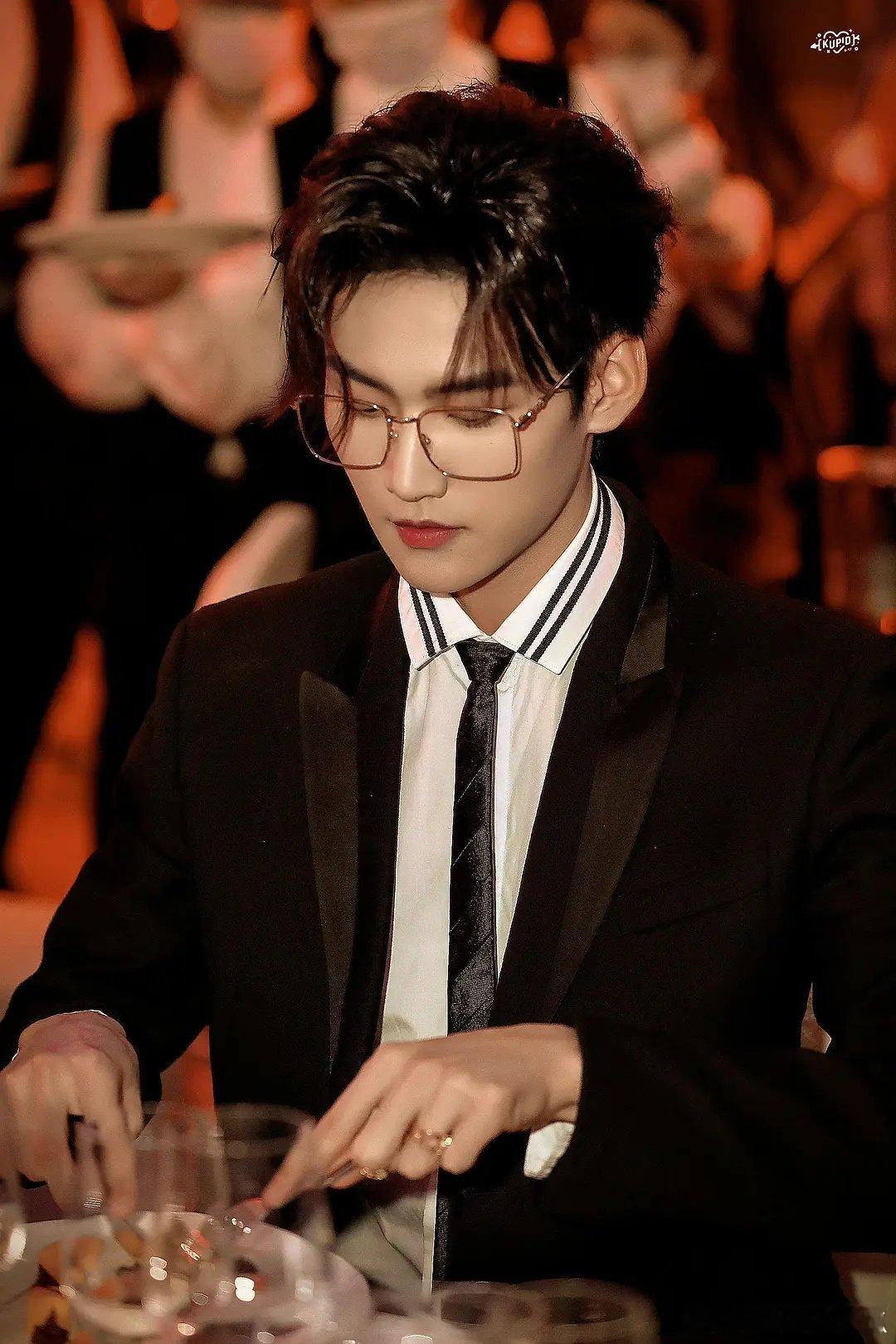 周柯宇是演员还是爱豆啊，感觉好像没有看见过他的影视作品 ​​​