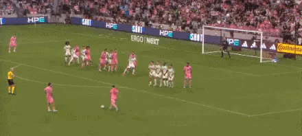 潘帕斯打铁匠！建议球门厂给他终身代言费。别人进球涨身价，他打铁拉高球门销量，这叫