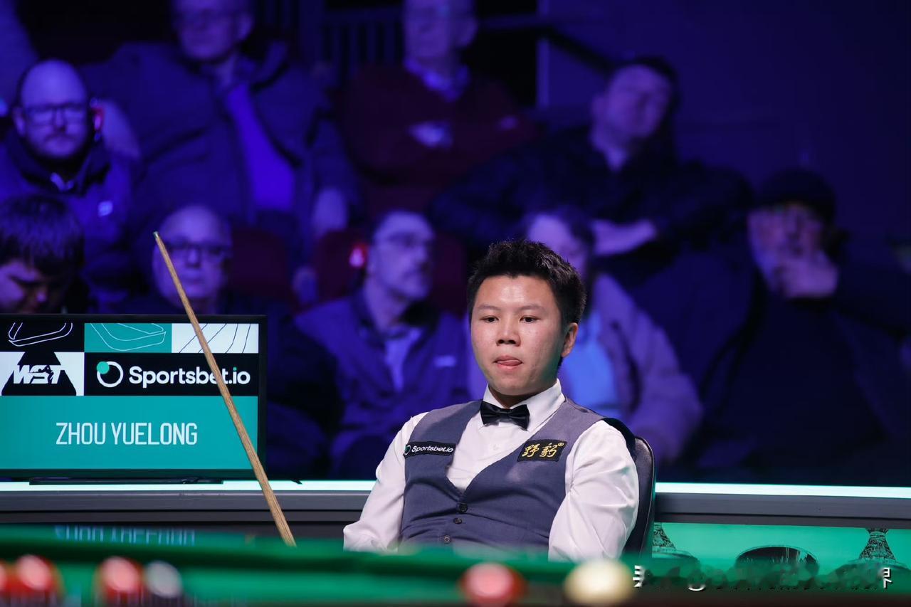 6-0！斯诺克球员锦标赛惊现开赛至今唯一一个横扫。
世界排名第一的特鲁姆普今晚实