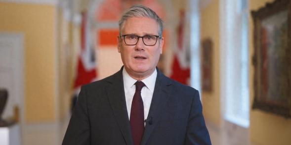 特朗普称北约是“纸老虎”，批评英国没有像样的海军，就连航母都是坏的，不得不说，特