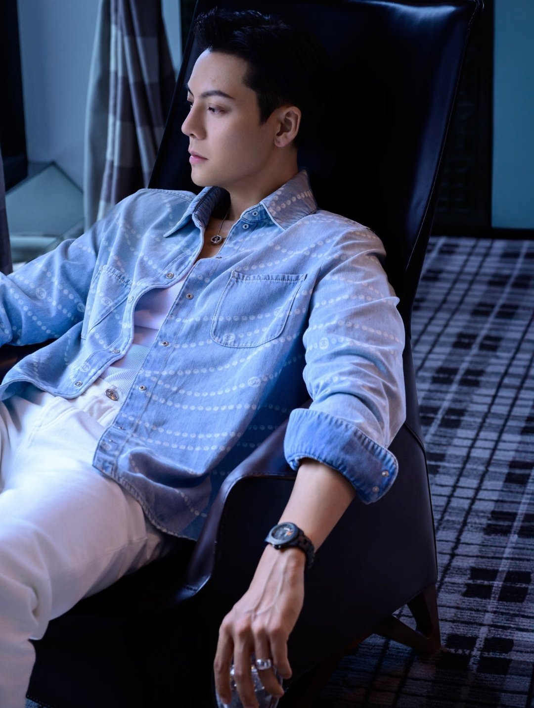 陈伟霆的蓝色穿搭图～“Blue Moment” 
