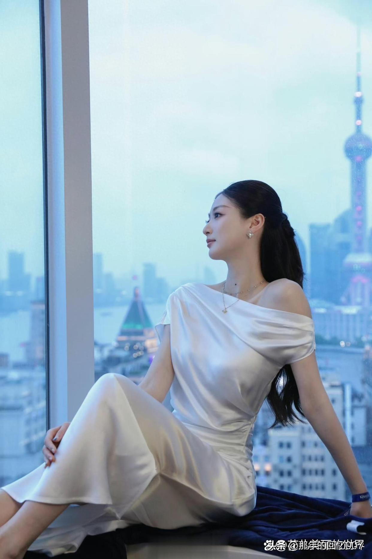优雅晚宴，惊艳一瞥💃✨