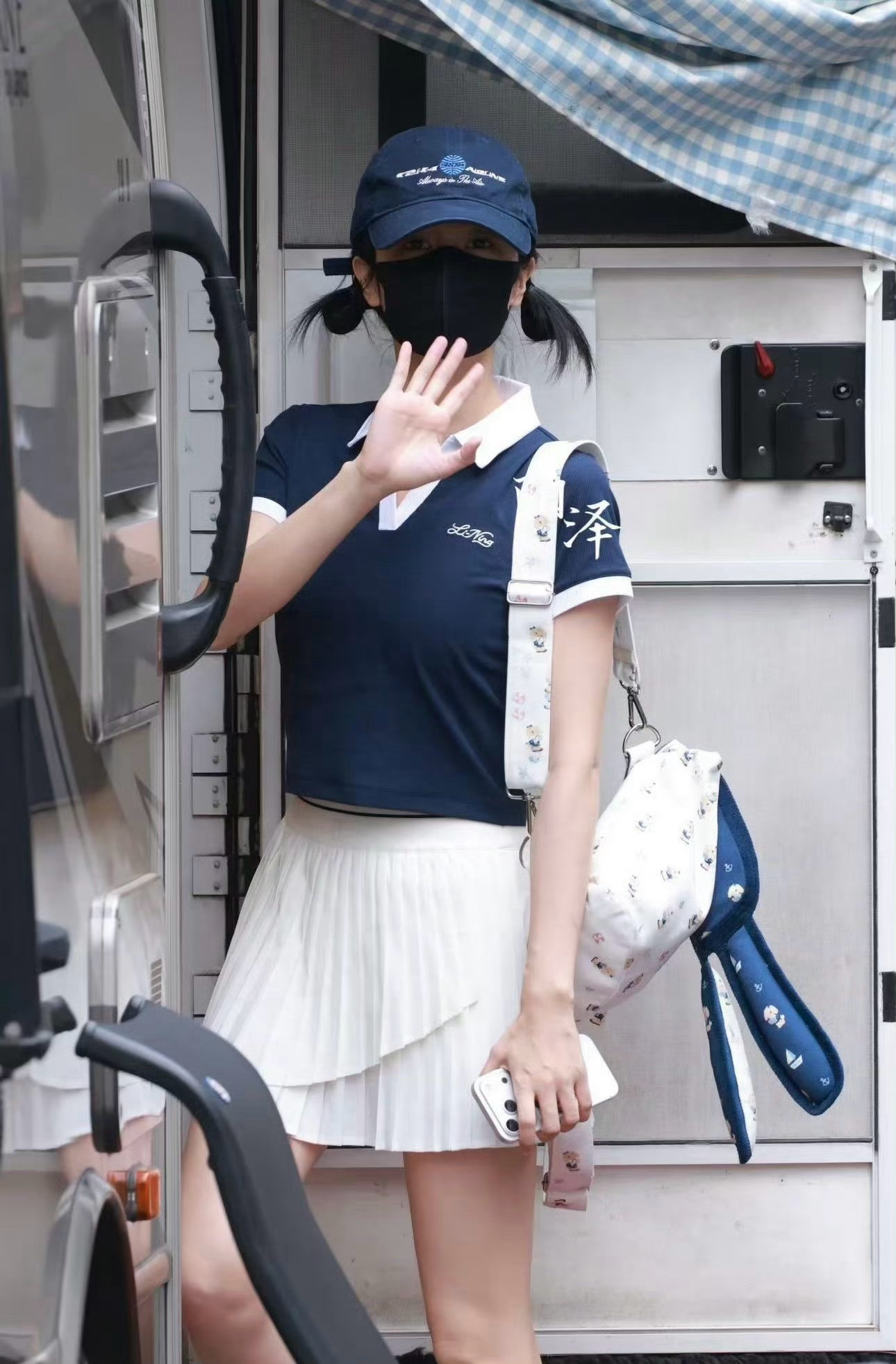 小学妹🎒 ​​​