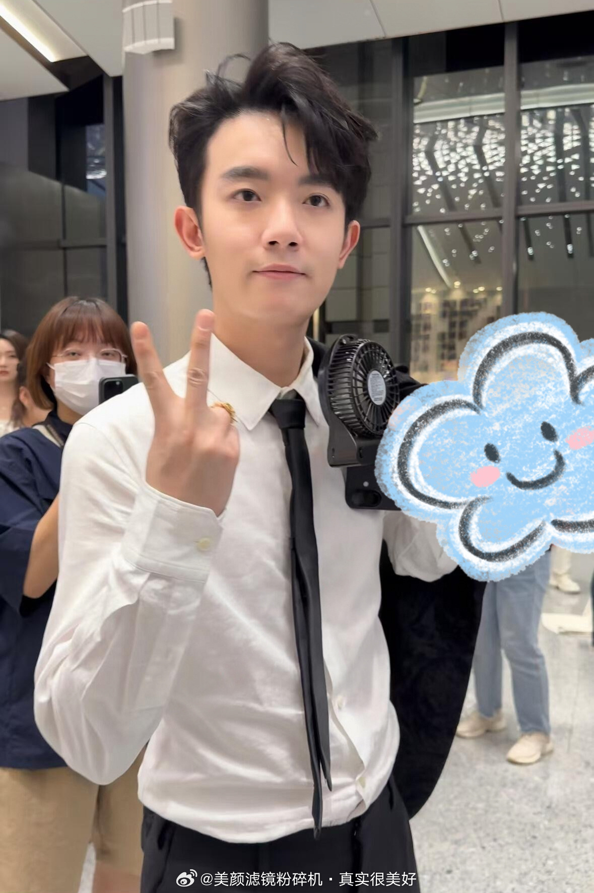 李明德李明德从内娱打工人到进狱系代表 ​​​