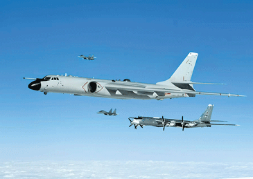 【韩军：#中俄9架军机进入韩国防空识别区# 】据韩联社报道，据韩国联合参谋本部（