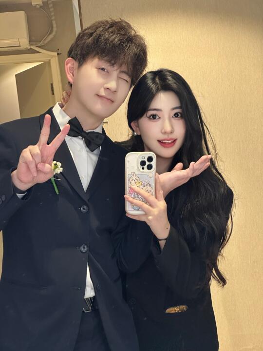 怎么啦！伴郎伴娘不能是一对吗