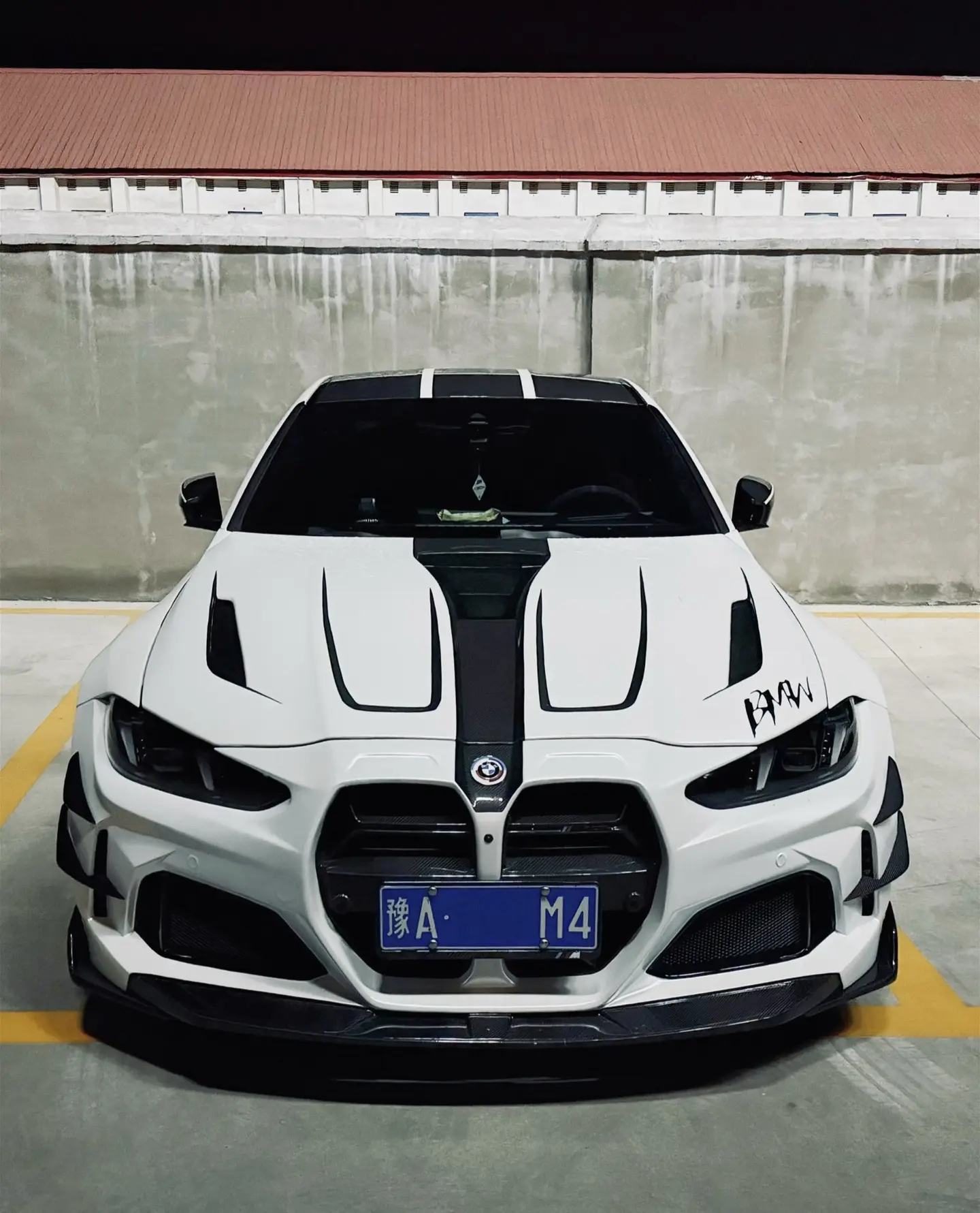 期待一下这台M4更换wfr2深凹轮毂的变化