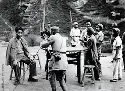 他在，谁敢！
每当此时即对他充满敬意，又满满的怀念！