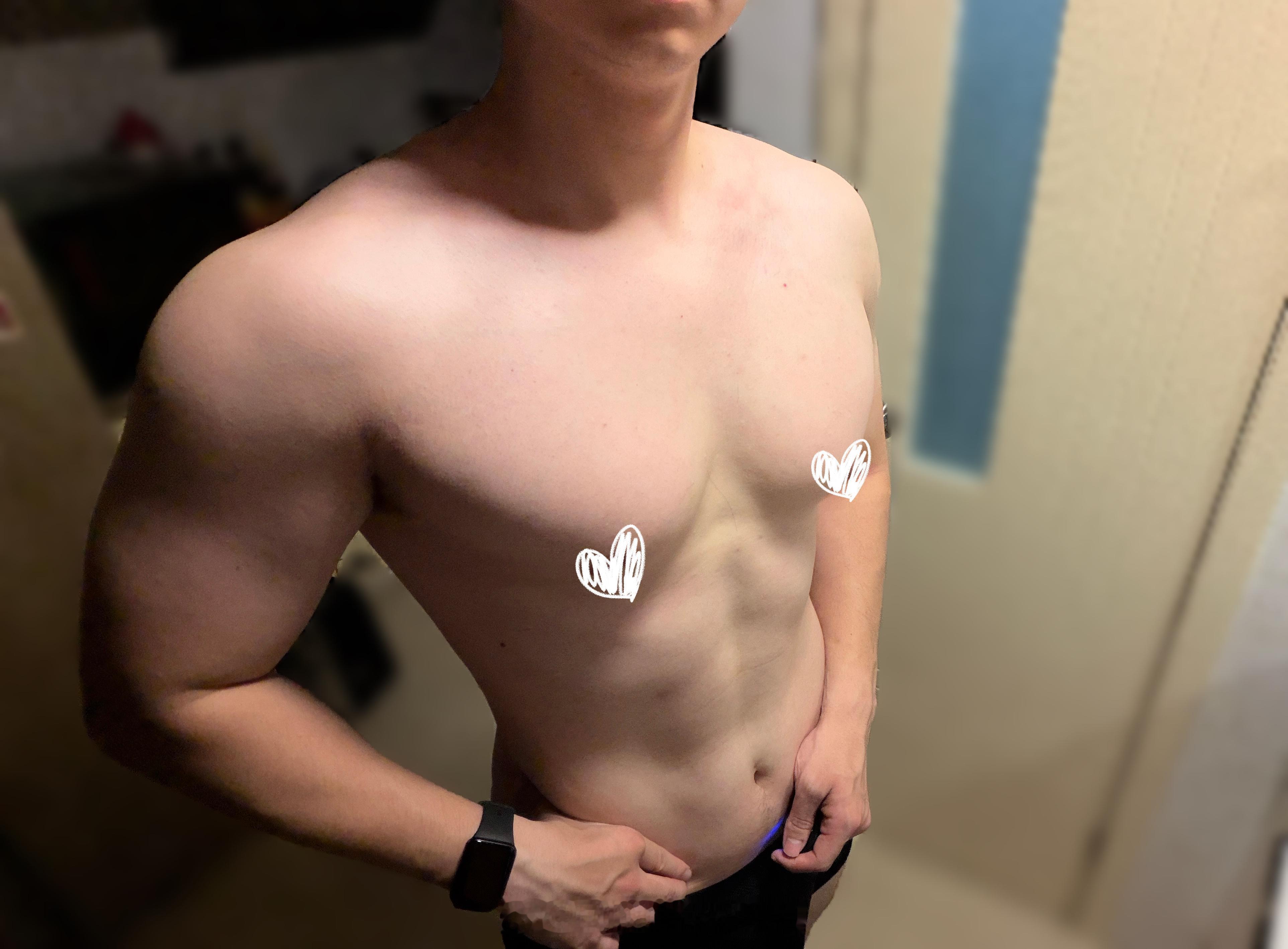发了个烧瘦了8斤，直接变上班前的小脸，我要保持住，所以刚刚逆风骑着个大坡的时候你