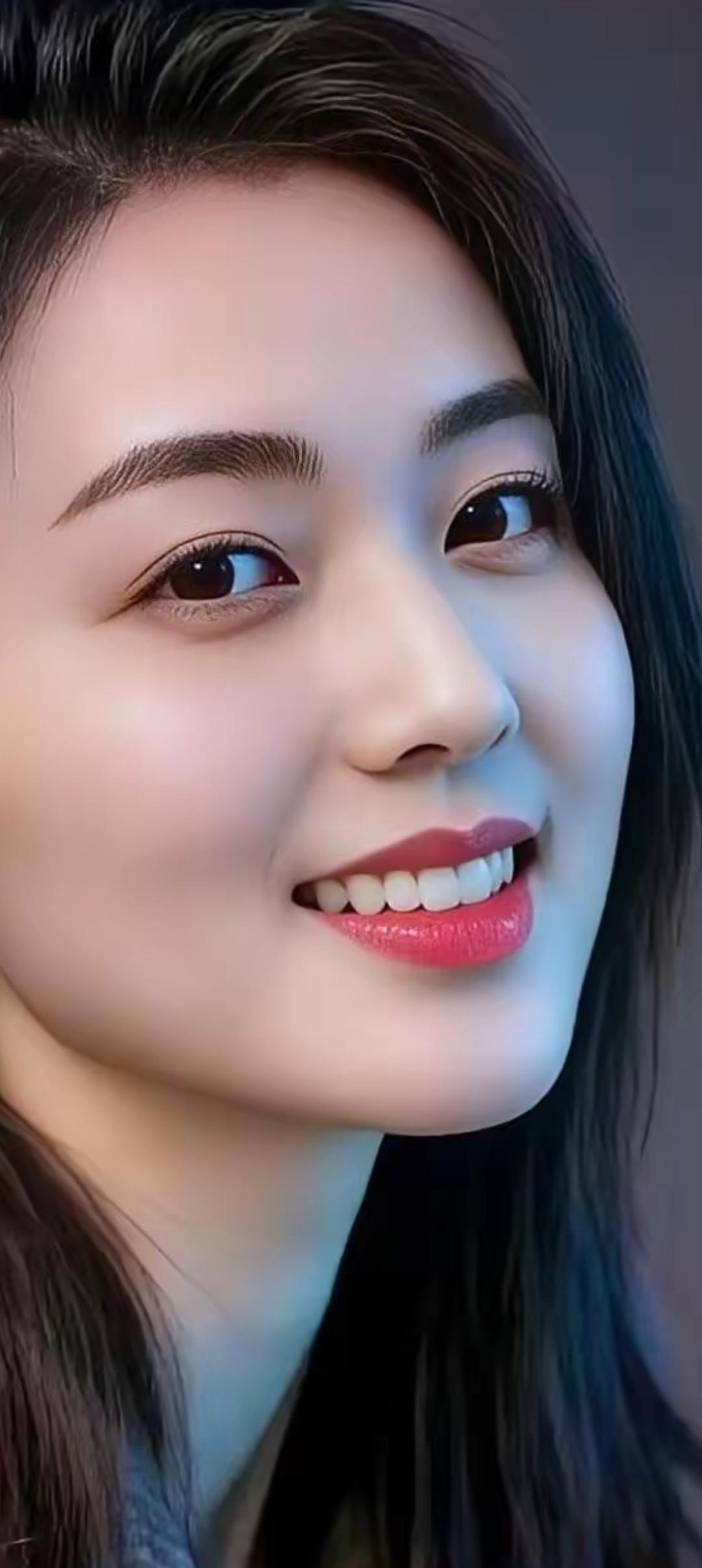 甜美笑容，元气满满，元气少女上线！😊✨