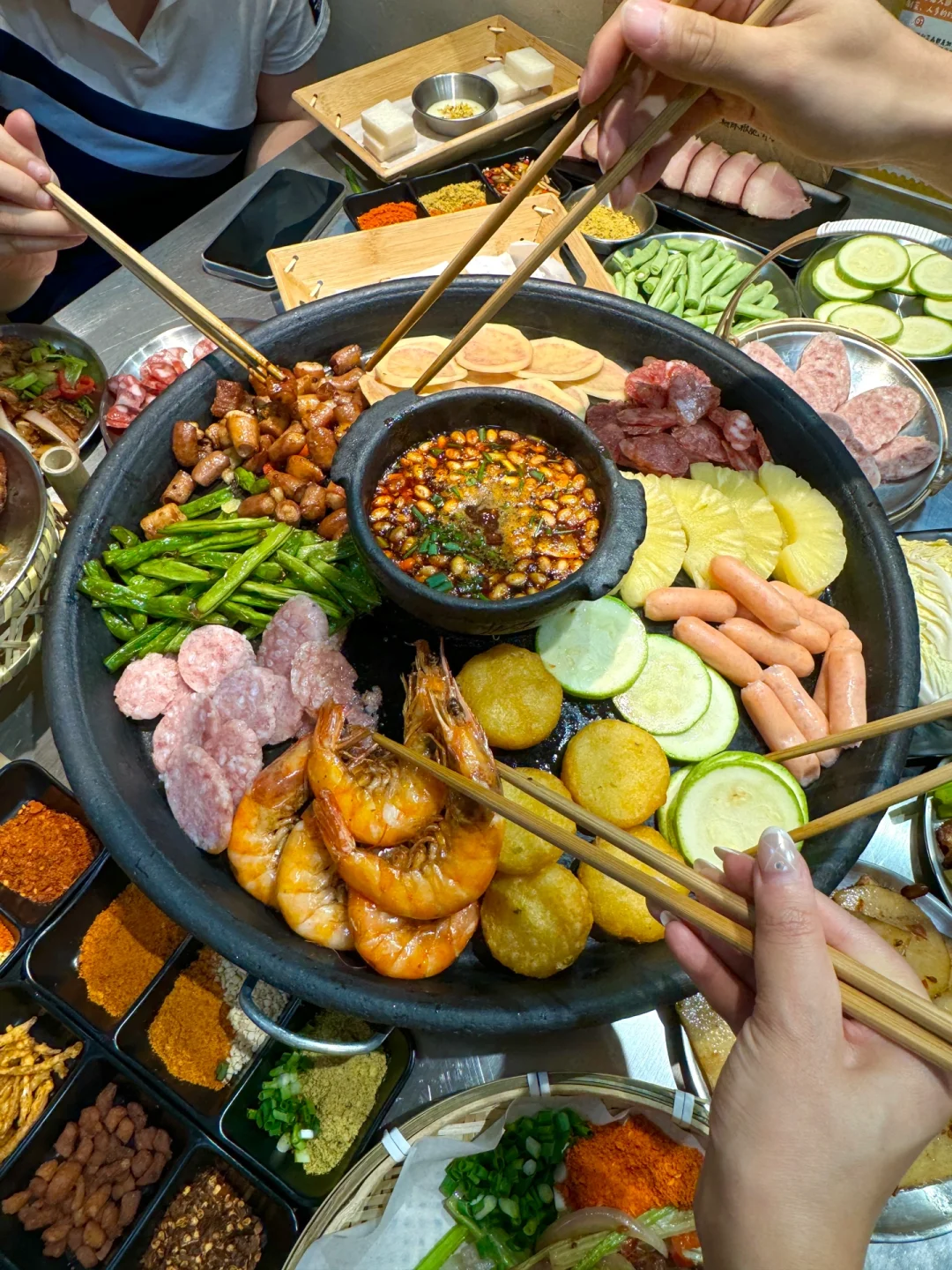 在合肥步行街…我的消费观崩塌了🫨🫨🫨