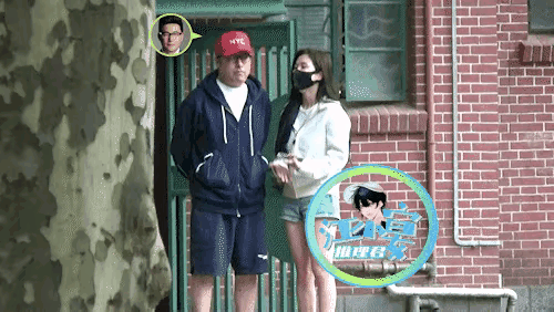 王岳伦新恋情曝光，女方身材高挑，至少没那么胖，看起来很匀称。这个家伙每次上头条都