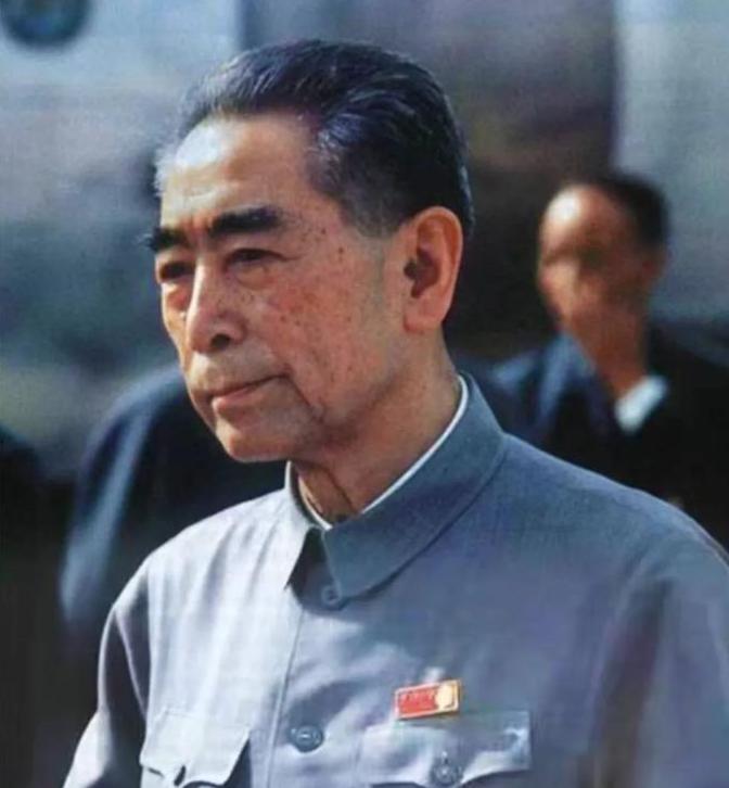 时至今日，大家一直都习惯称周恩来为总理，但是在周总理重病期间，曾告诉工作人员：“