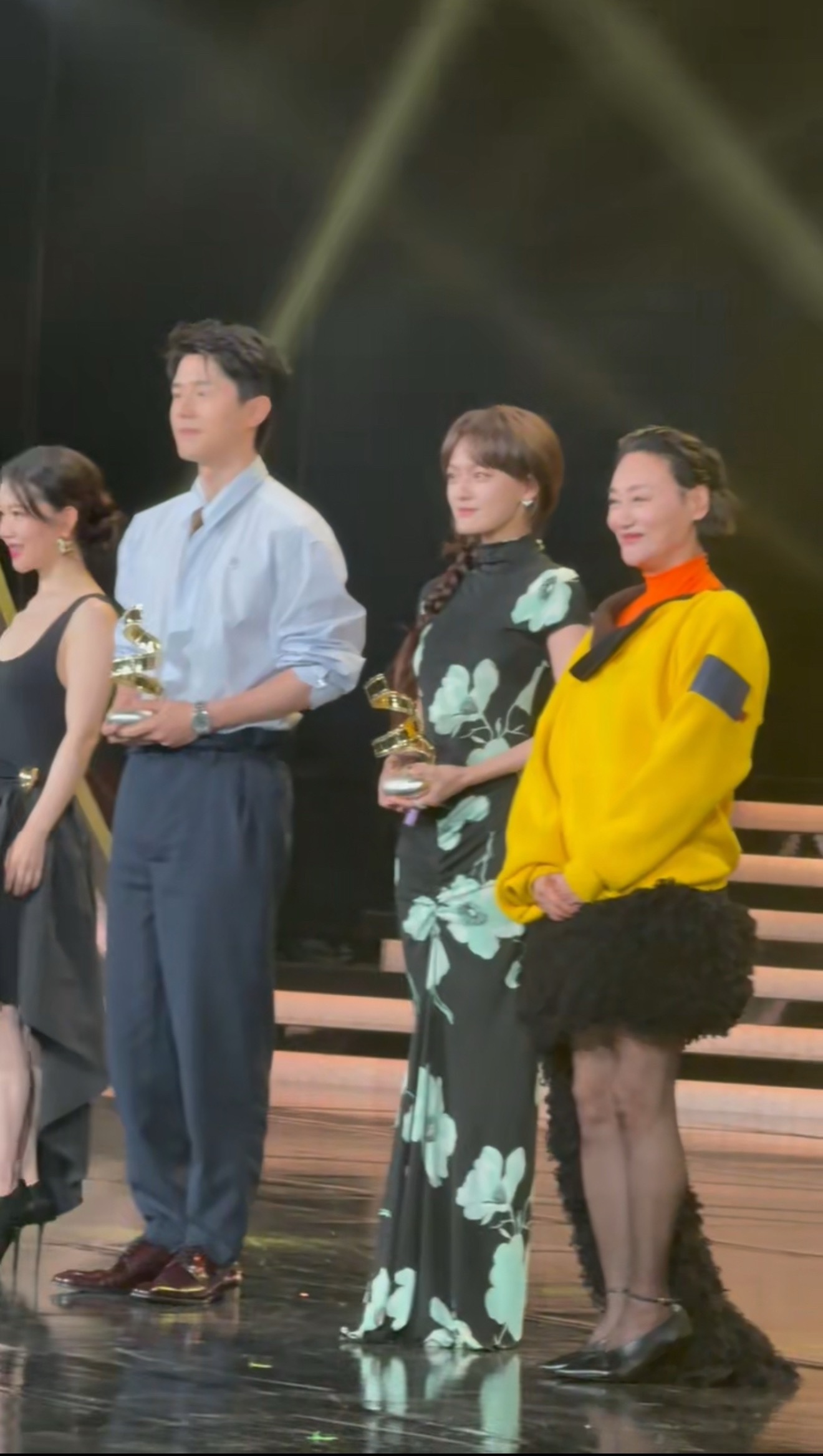 血观音后文淇惠英红再合体文淇惠英红血观音合体 棠真和棠夫人又站在一起了，我的演技