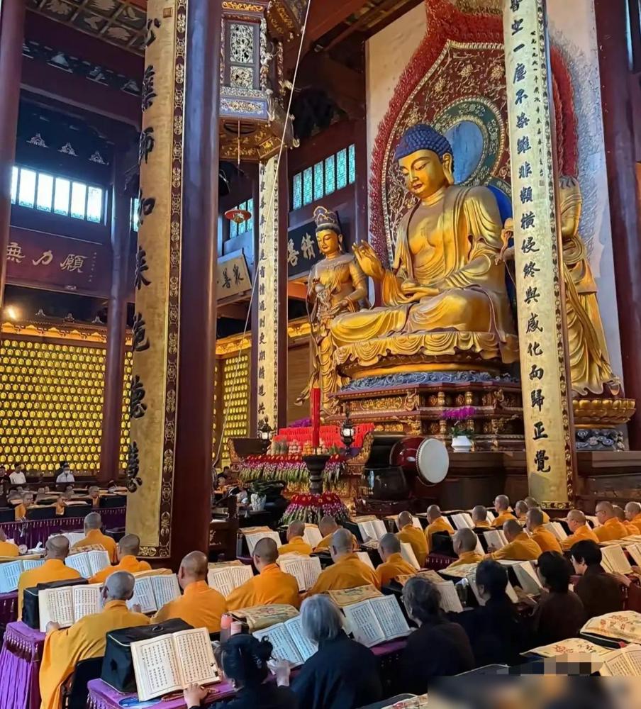 我有种预感，灵隐寺，很可能会成为第二个西湖。

不是因为今天免了那张75元的门票