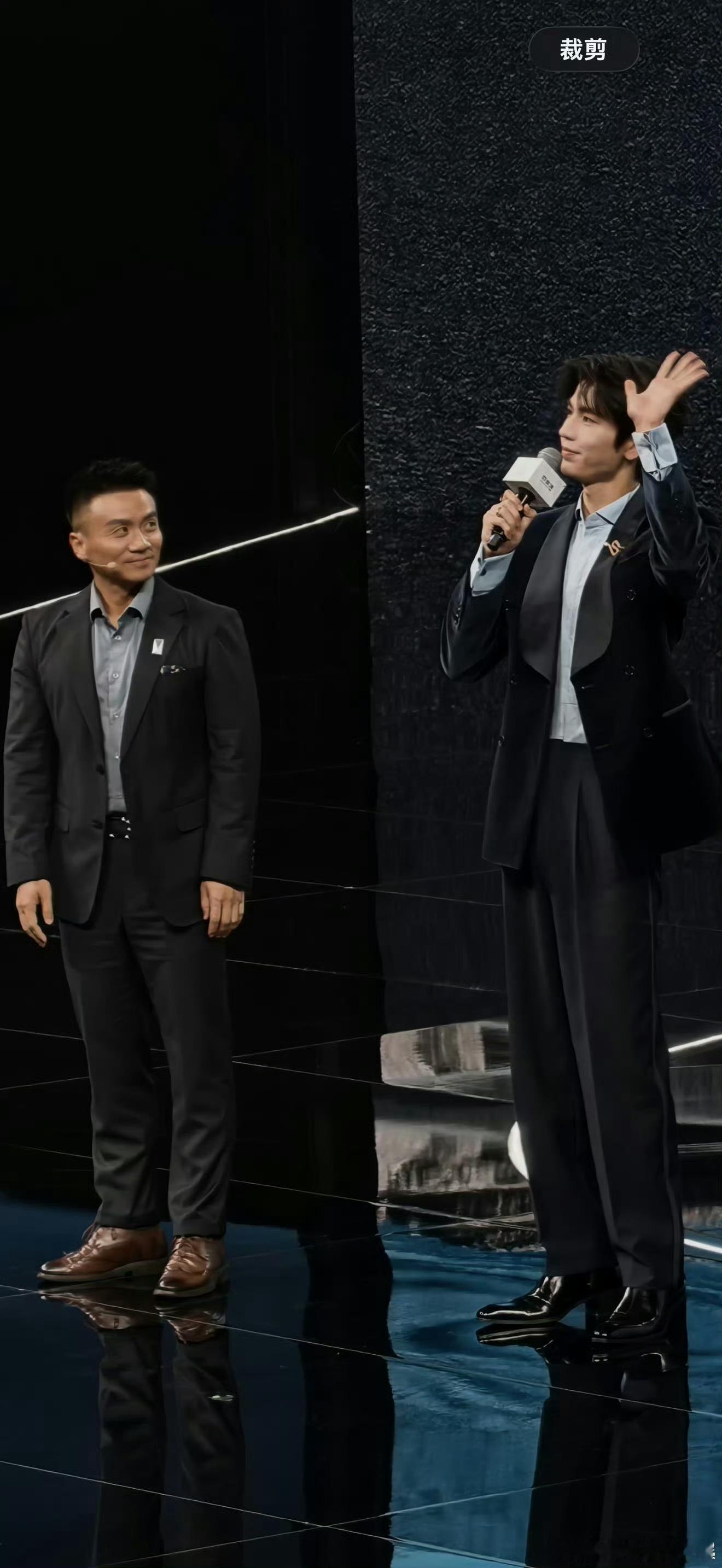 阿维塔CEO看张凌赫的眼神品牌爸爸看招财猫的眼神是这样的