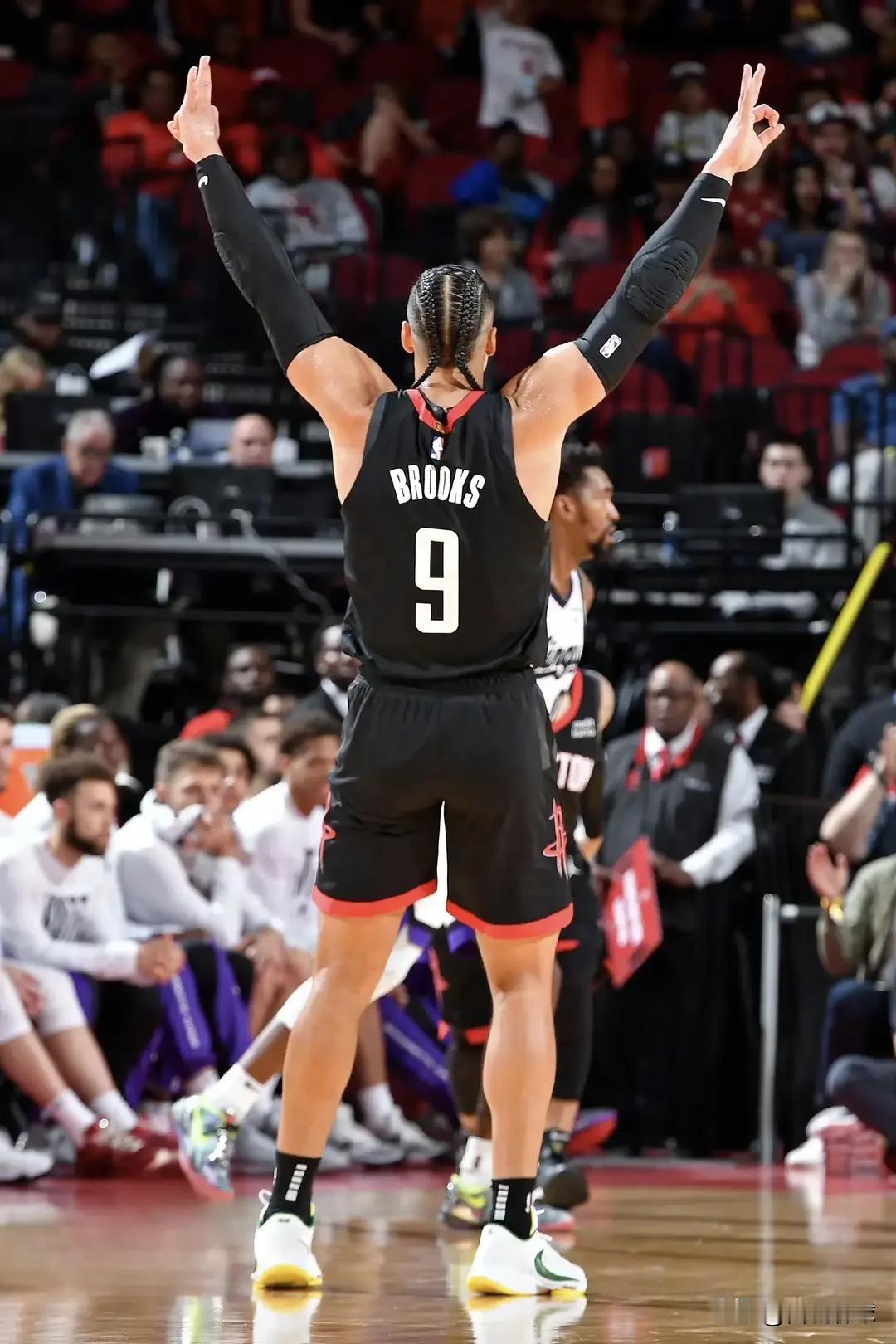 狄龙能在交易回火箭吗？