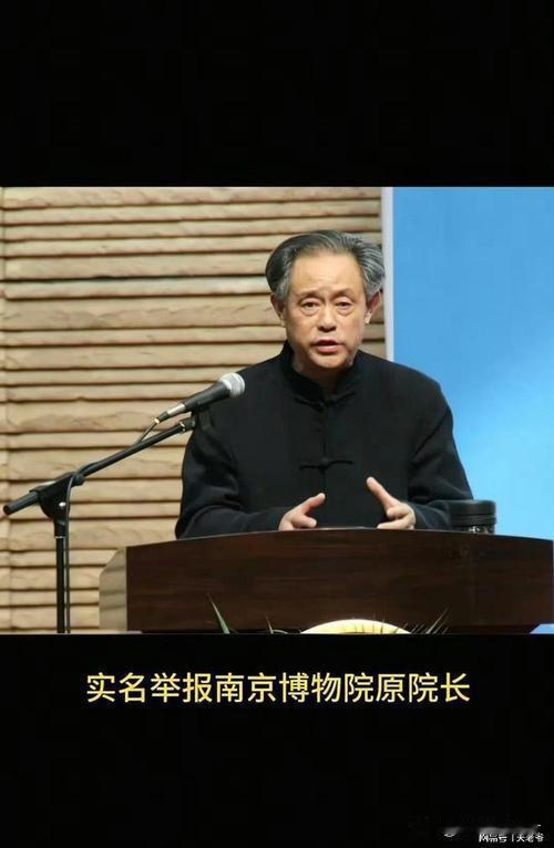 十七年，足以将许多往事冲刷成模糊的影子，但有些人、有些事，却被时间锻造成锋利的刀