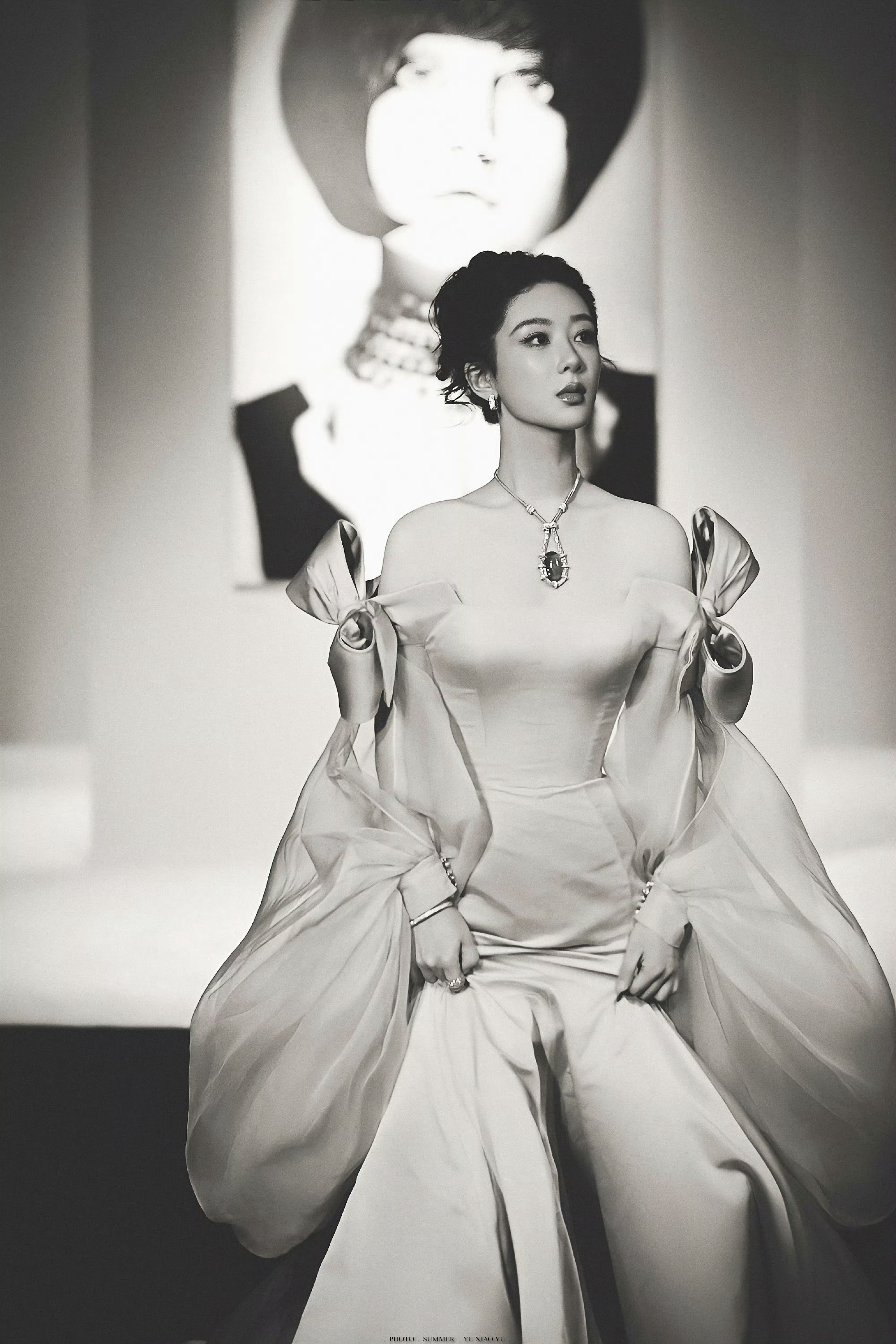 杨紫  yz杨紫董竹君 yz杨紫玉兰花开君再来 我不喜欢这个世界，我只喜欢你