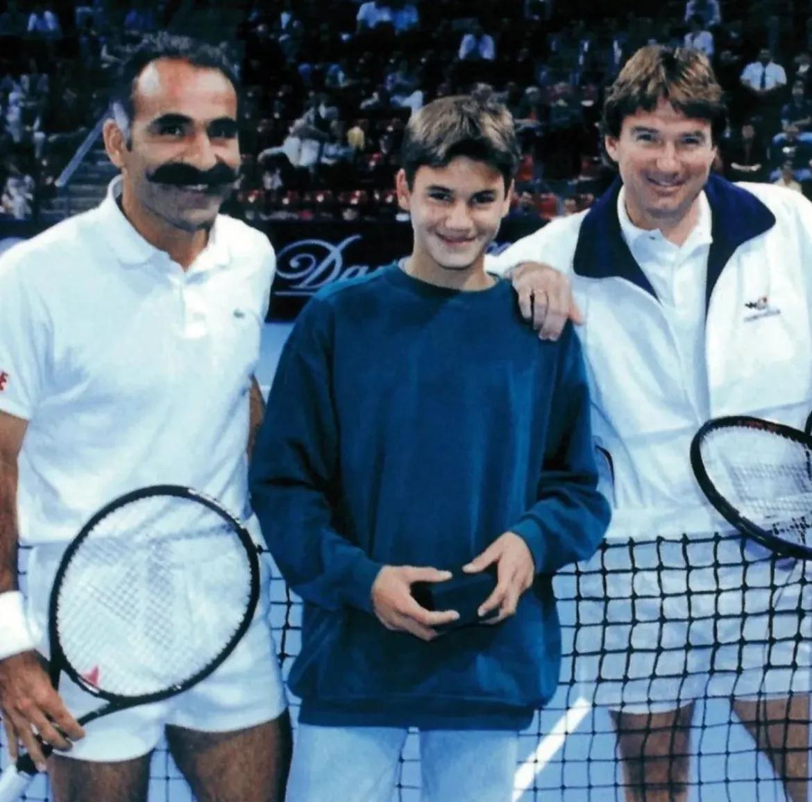 年轻的费德勒和Mansour Bahrami、Jimmy Connors在巴斯公